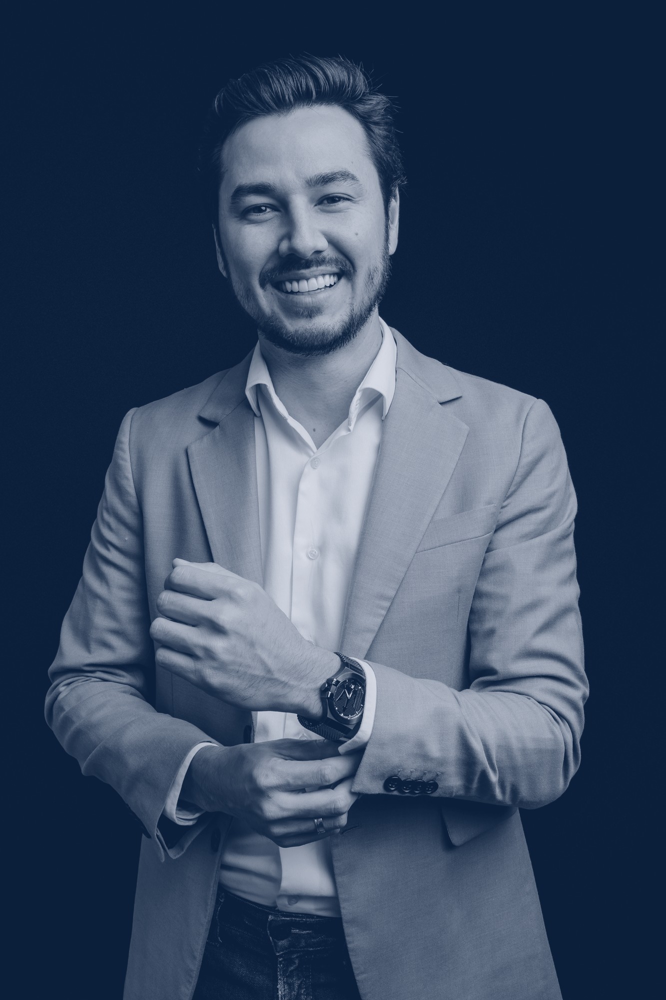 Dr. Felipe Valverde